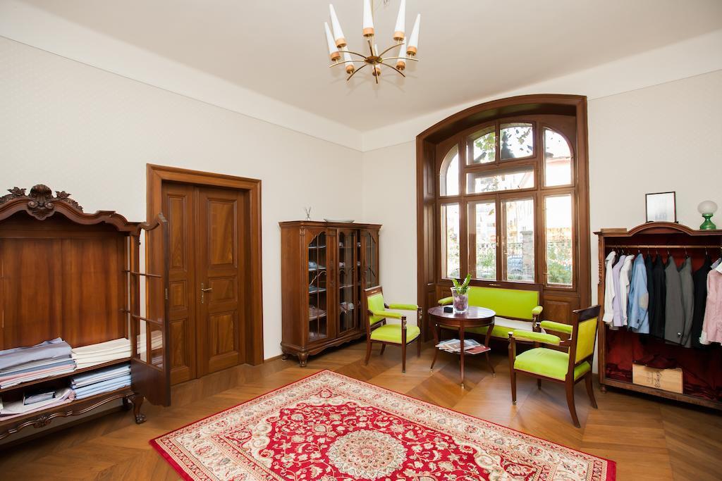 Vila Walter & Son Poděbrady Buitenkant foto
